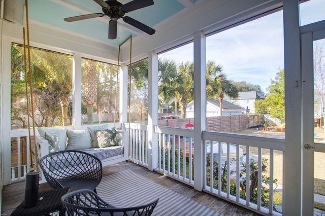 Building Photo - 1117 Sabrina Cir