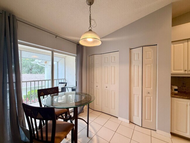Building Photo - Annual Furnished 2 Bedroom Condo - Tara Go...