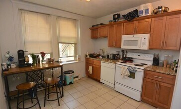 Building Photo - 24 Ransom Rd