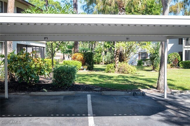 Building Photo - 1801 Courtyard Way