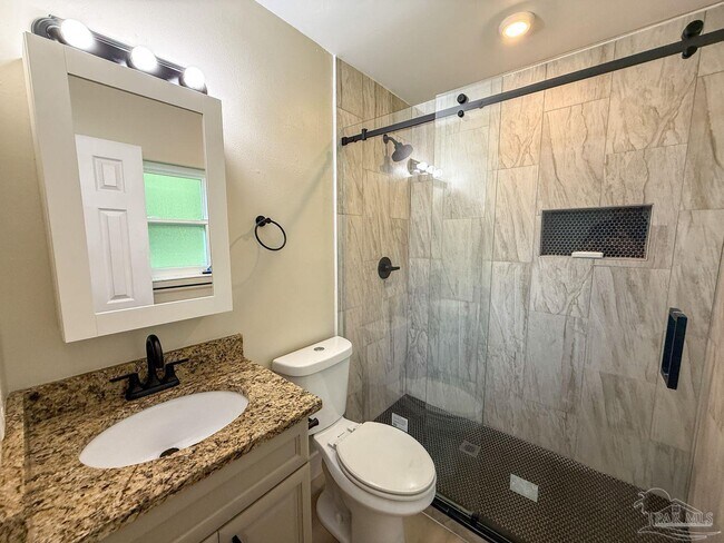 Building Photo - 1501 Croquet Dr