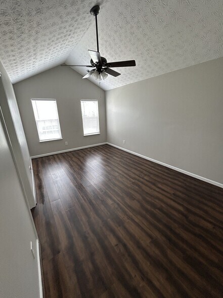 Building Photo - 2903 Greyhawk Ln