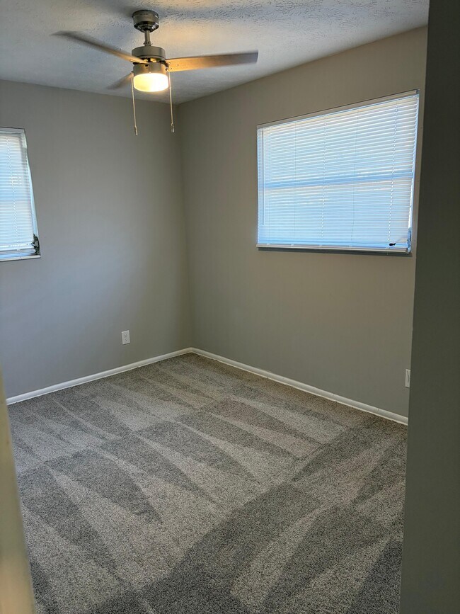 Building Photo - 6450 San Juan Ave