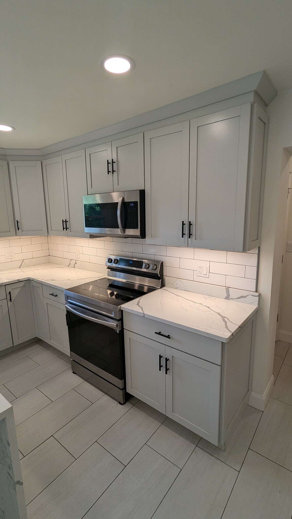 Building Photo - 1220 N Cedar Crest Blvd