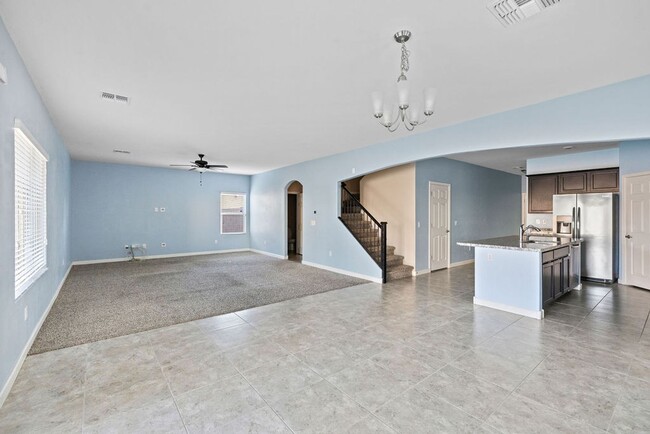 Building Photo - This very popular 2-story home floor plan ...