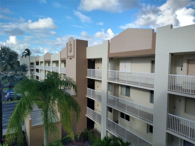 Building Photo - 7817 Trent Dr