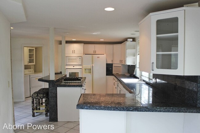 Building Photo - 3 br, 2 bath House - 4300 Canyon Valley Road