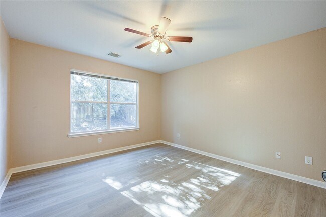 Building Photo - 3550 Red Meadows Dr