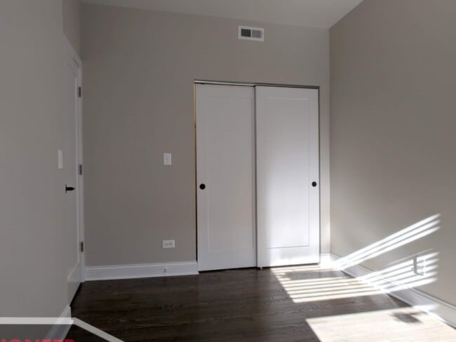 Building Photo - 3409 W Fullerton Ave