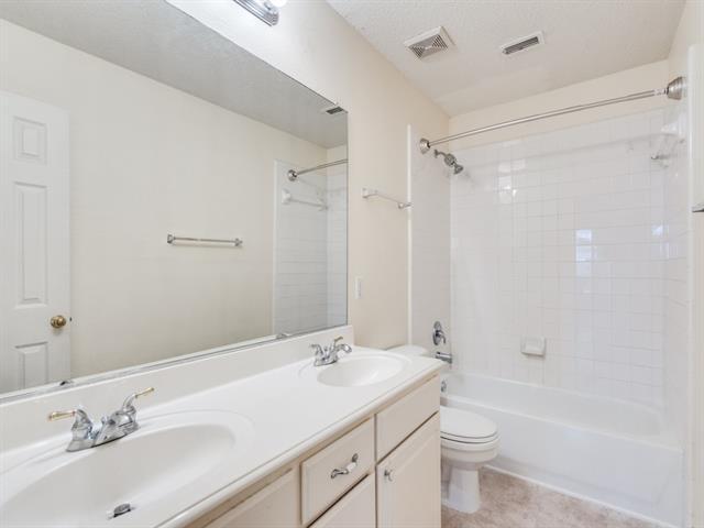 Building Photo - 3709 Mason Dr