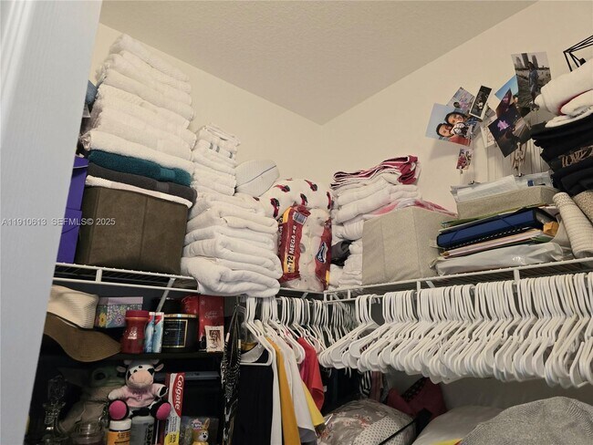 Building Photo - 11938 SW 26th Ct