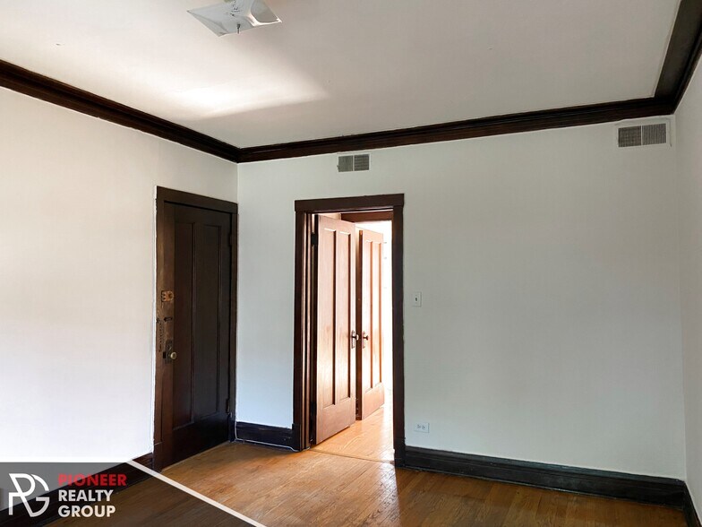 Building Photo - 2510 N Kedzie Blvd