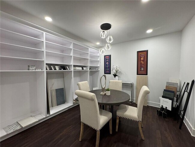 Building Photo - 157 Brush Creek Ct