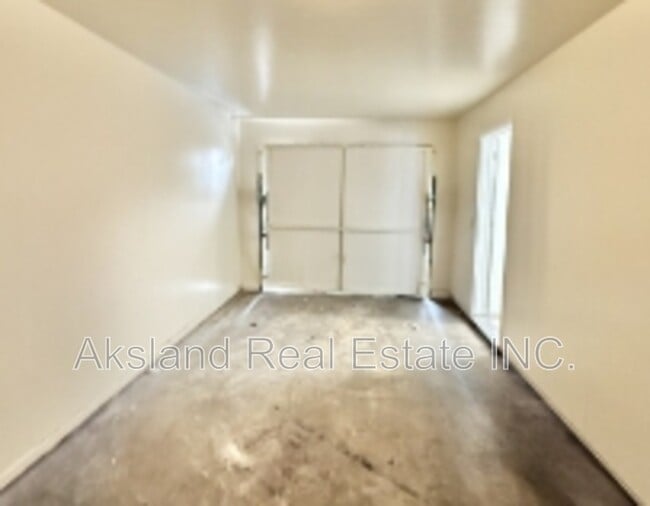 Building Photo - 200 Northwoods Ave