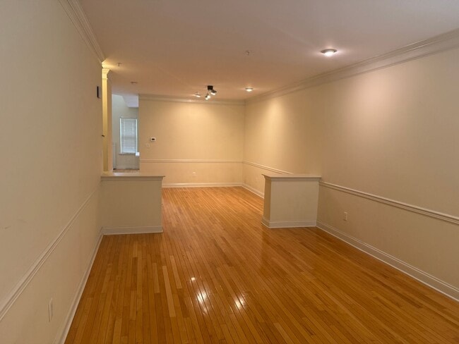 Building Photo - 179 Mountain View Dr
