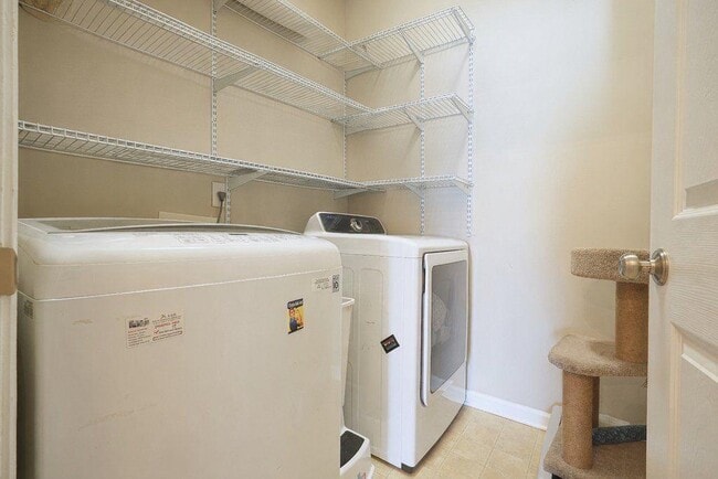 Building Photo - 3803 Waters Edge Trail