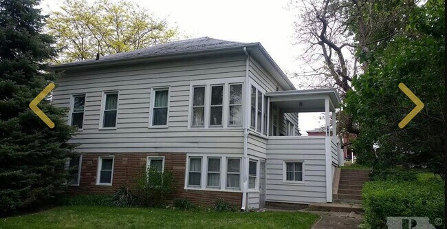Primary Photo - 806 Court St