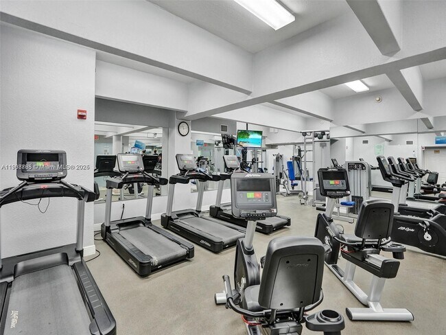 Building Photo - 1890 S Ocean Dr