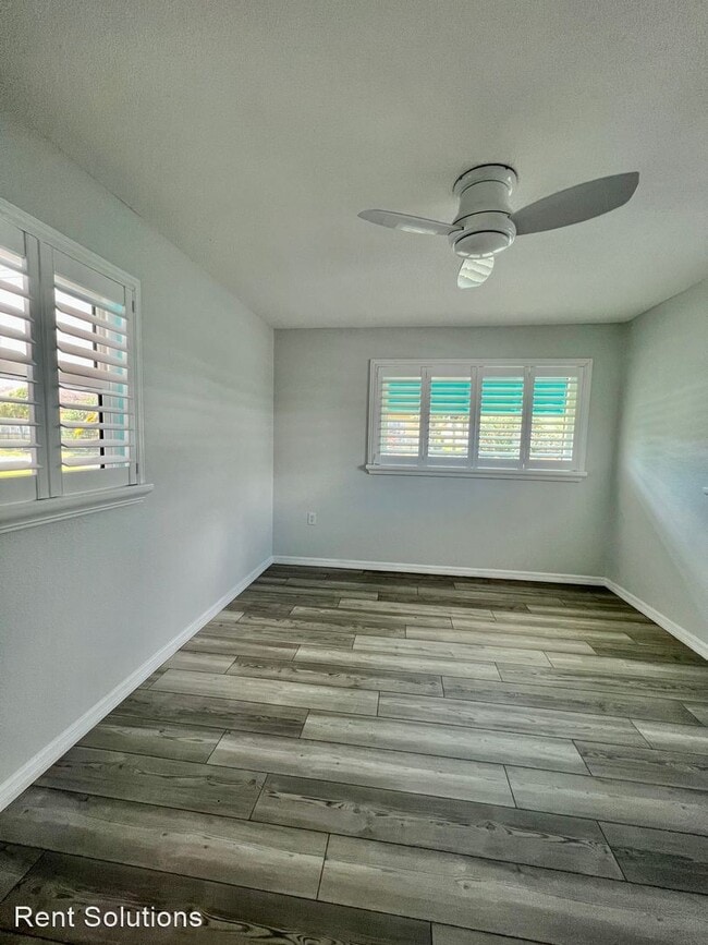 Building Photo - 2 br, 1 bath House - 4717 Floramar Terrace