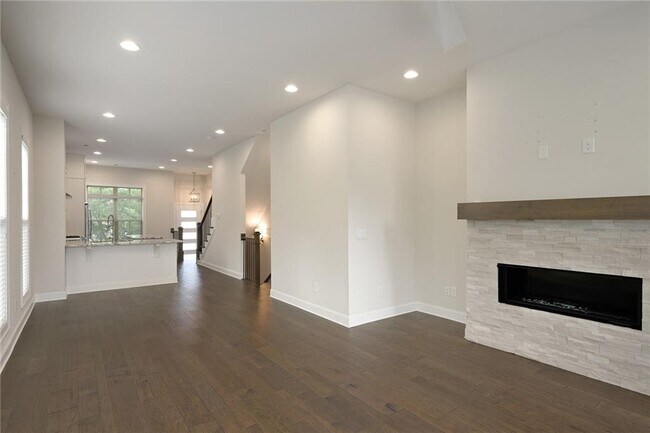 Building Photo - 4231 Deming Cir