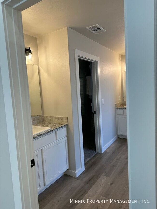 Building Photo - 2923 137th St