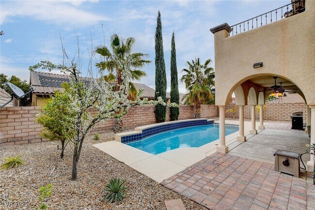 Building Photo - 12274 La Prada Pl