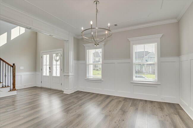 Building Photo - 1015 Sluice Gate Dr