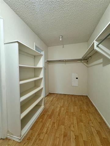 Building Photo - 7418 Fair Oaks Ave
