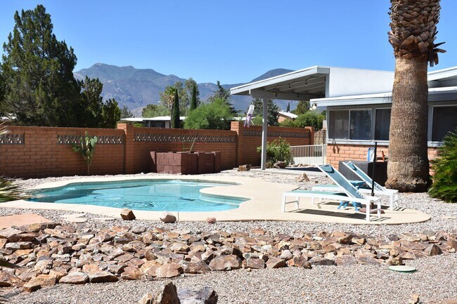 Building Photo - Great home in Mature Neighborhood