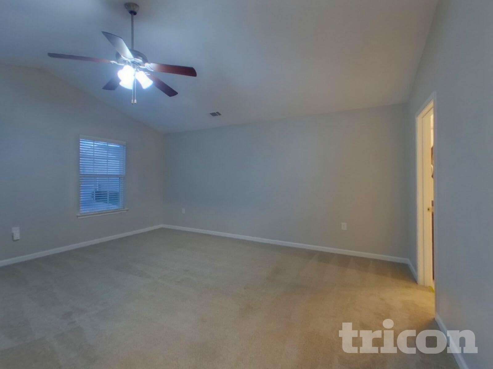 Building Photo - 2848 Village Center Dr