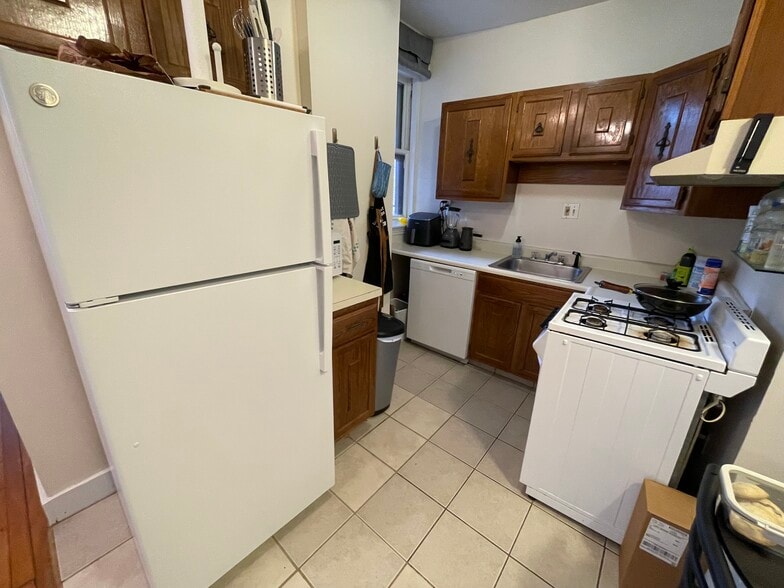 1353 unit 3 - 1355 Commonwealth Ave