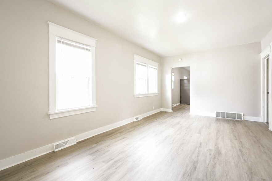 Building Photo - 1806 S Taylor St