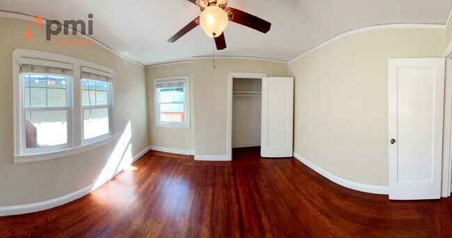 Building Photo - Inviting 2BD Craftsman Bungalow w/ New HVA...