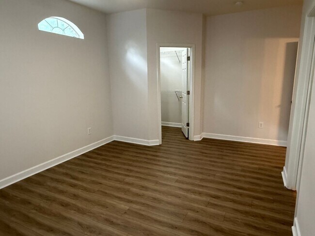 Building Photo - Newly Remodeled Condo at The Preserve at Indigo Run!