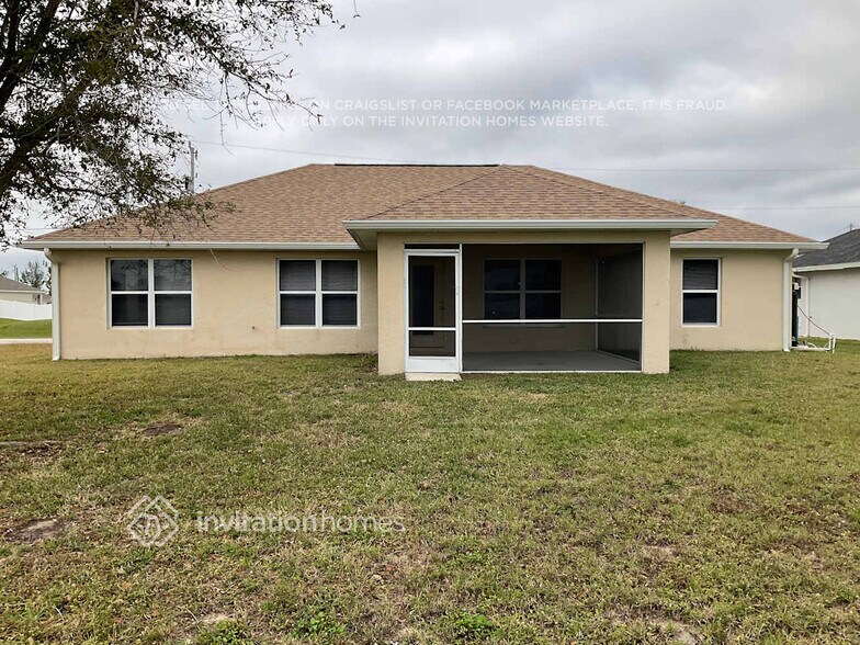 Building Photo - 1825 NW 20th Ave