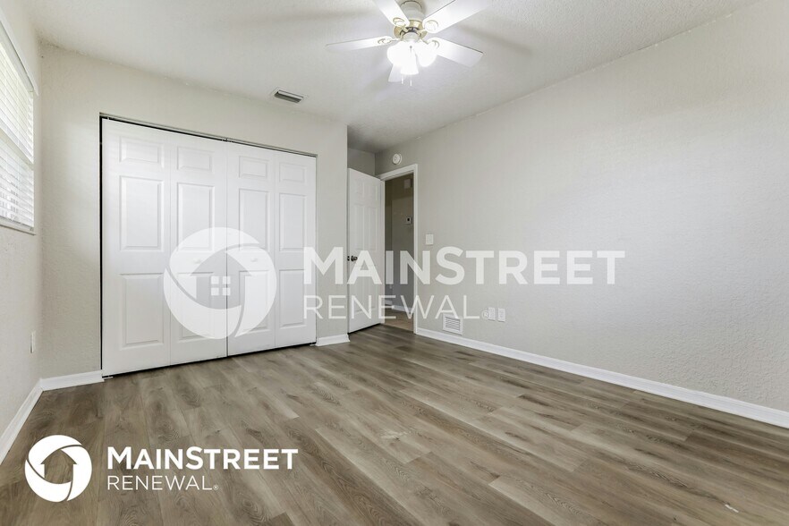 Building Photo - 382 Sunnyside Dr