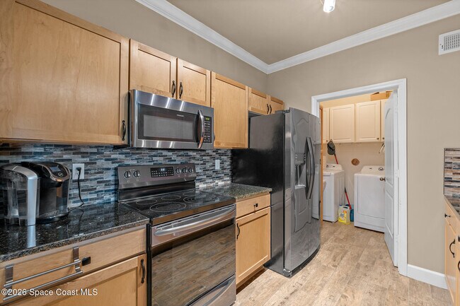 Building Photo - 6421 Borasco Dr