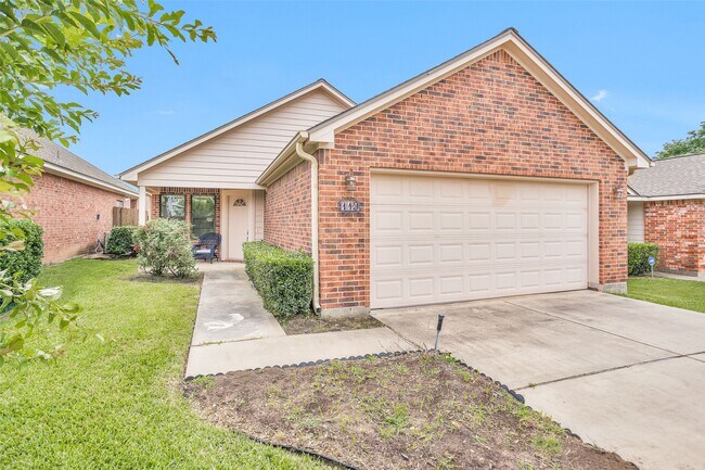 Building Photo - 119 Golfview Ct