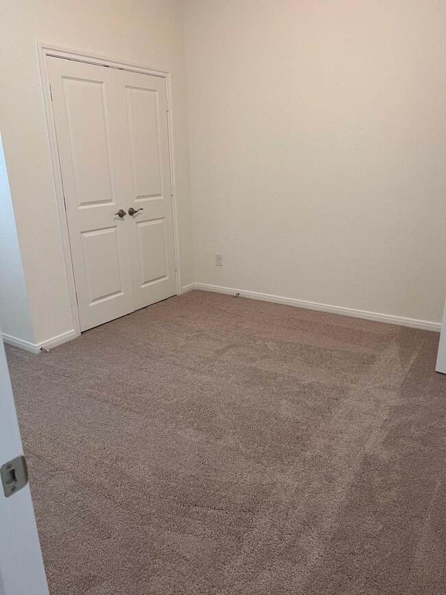 Building Photo - 126 W Coralburst Lp