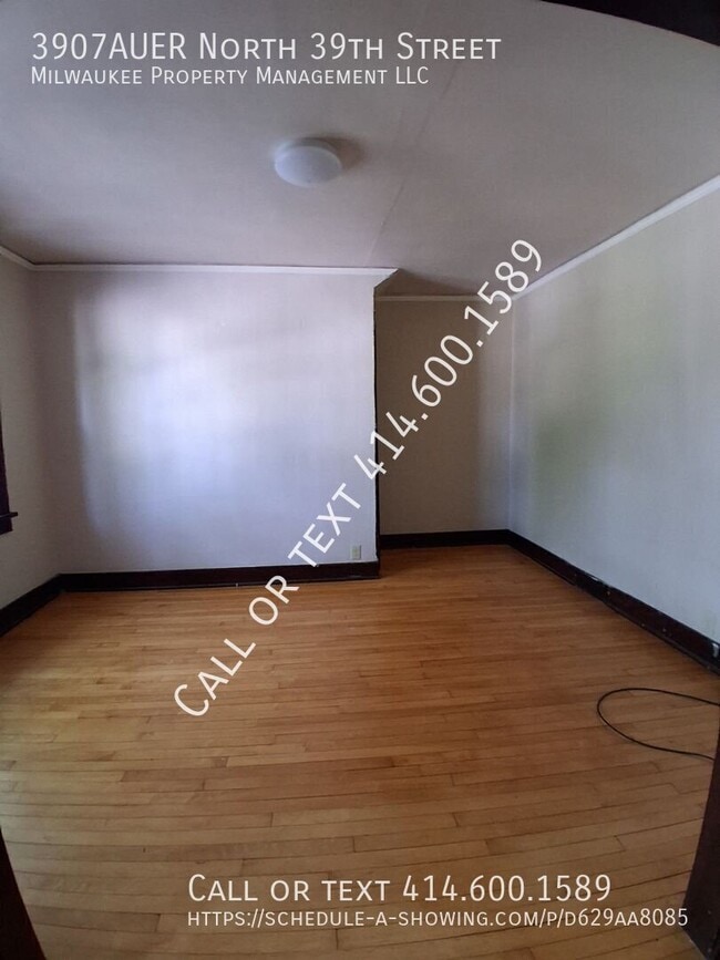 Building Photo - 3907AUER N 39th St