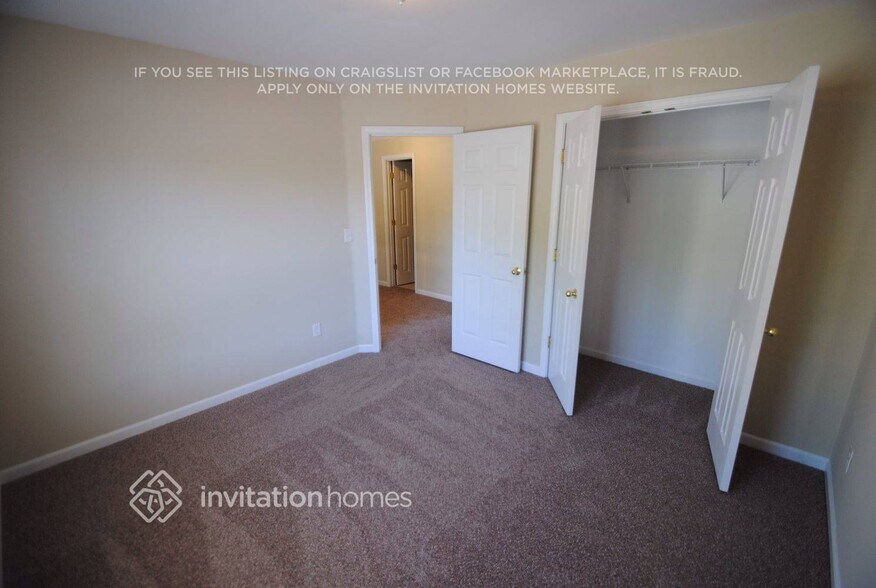 Building Photo - 1565 Woodpoint Way