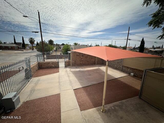 Building Photo - 4222 Pershing Dr