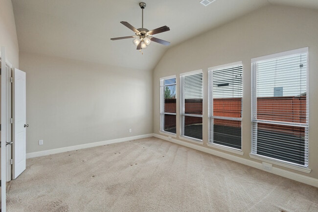 Building Photo - 15609 Canyon Ridge