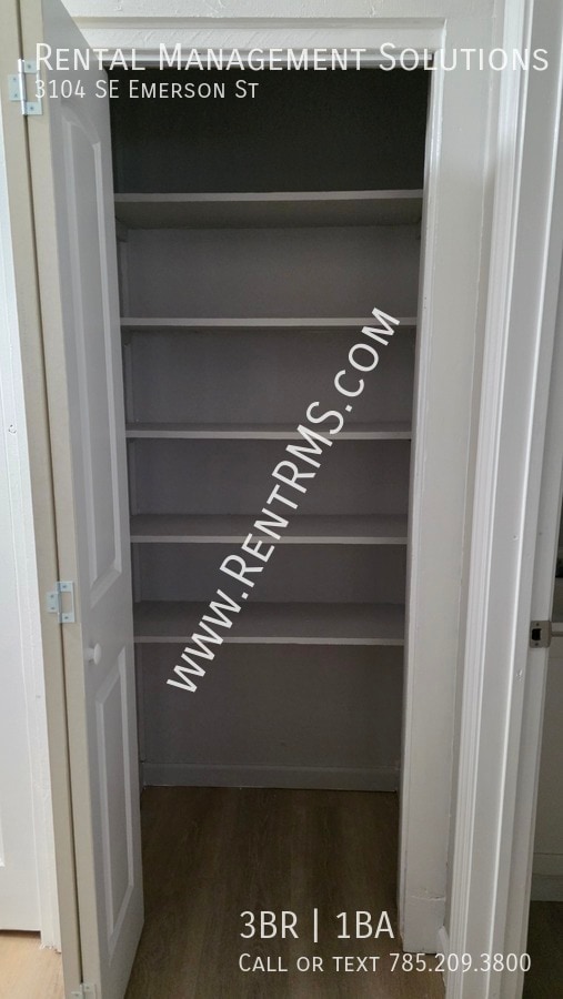 Building Photo - 3104 SE Emerson St