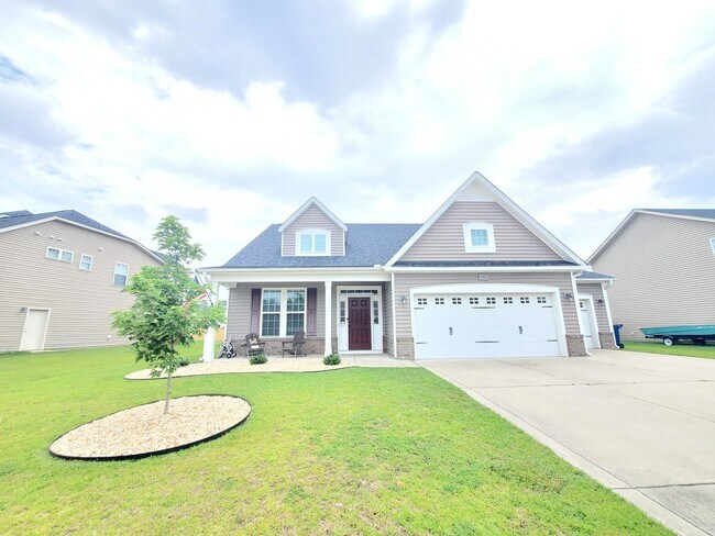 Building Photo - Gorgeous Home In Turnberry Subdivision