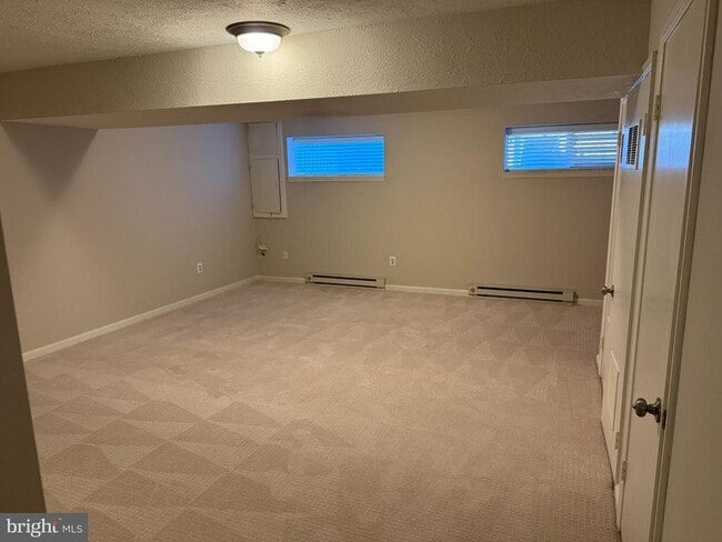 Building Photo - 15603 Ambiance Dr