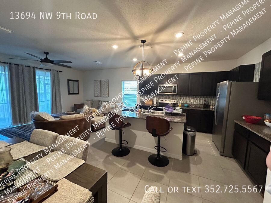 Building Photo - 13694 NW 9th Rd