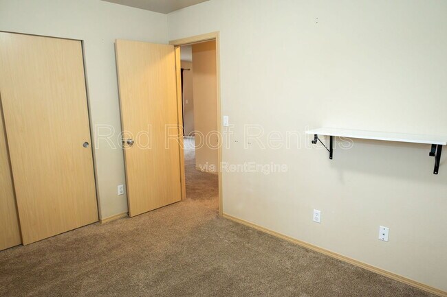 Building Photo - 20121 96th Ave E