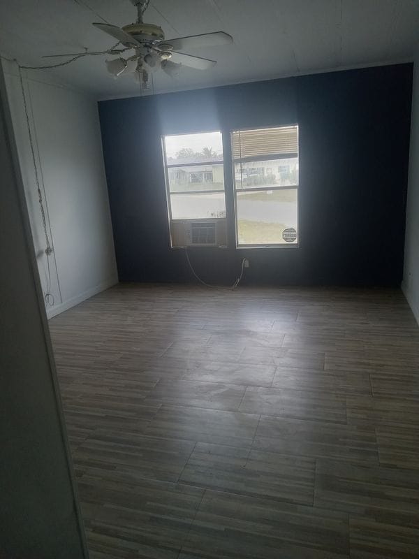 Building Photo - 7566 Peyraud Dr