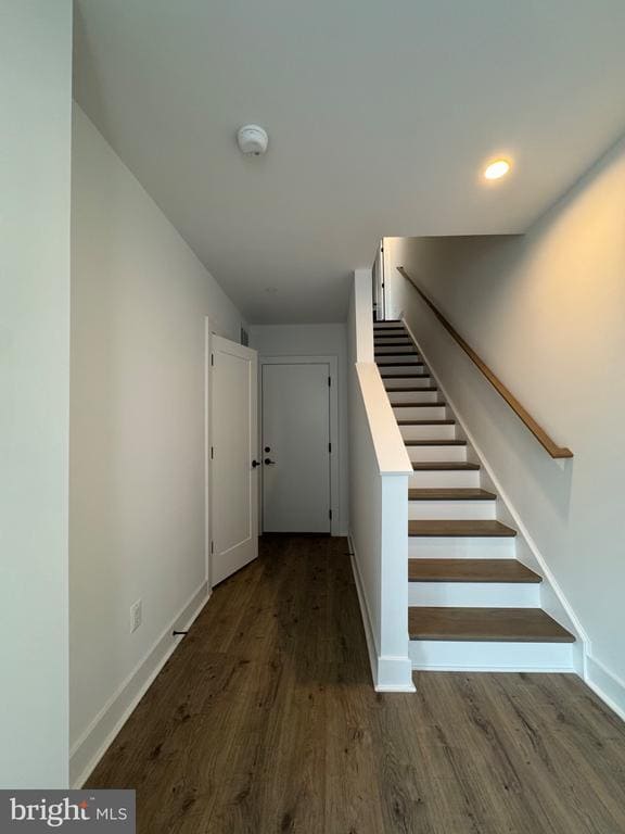 Building Photo - 5502 Topaz Ln